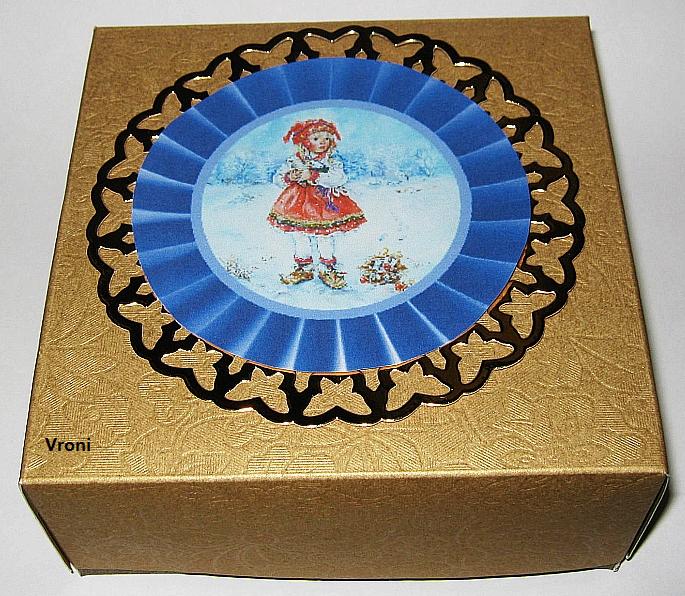 Geschenkbox mit Paintbox Poppets und Spellbinders.jpg