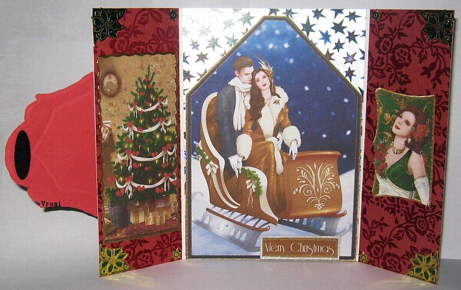 Karte Merry Christmas mit dem neuen Prägeboard geöffnet.jpg