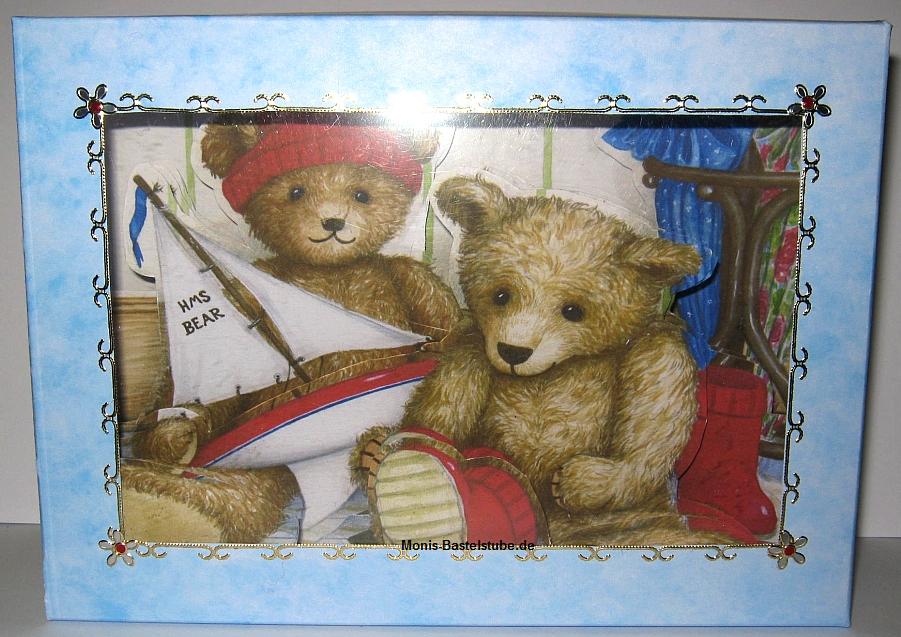 SqueezeeCard-Teddybären-mit-Schiff-in-Box-Teddy Squeezee-CD.jpg
