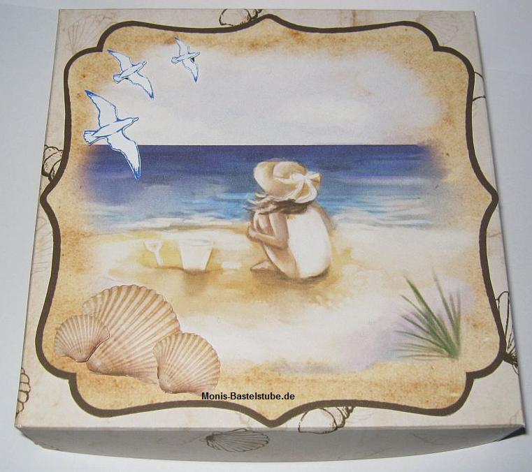 Geschenkbox-Muscheln-Debbi Moore-Seaside.jpg