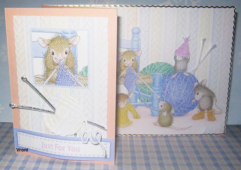 Glückwunschkarte. Heute stricken wir. House Mouse.jpg
