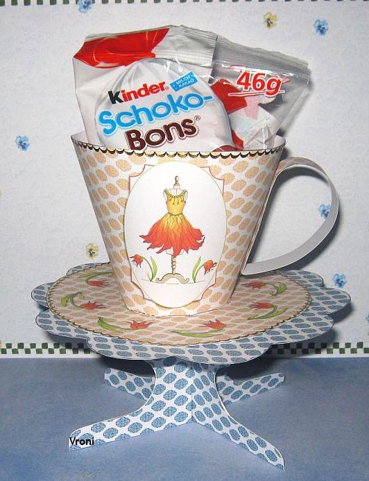 Tisch und Tasse. Fabulous Giftware.jpg