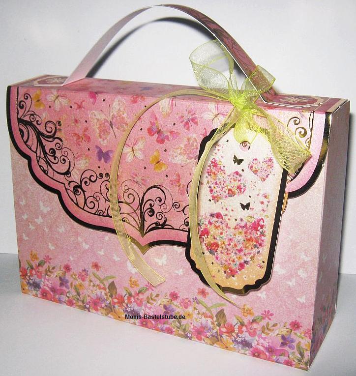 Geschenktasche Frühling. Hunkydory. Fluttering Pearl. Pearly Purse Project..jpg