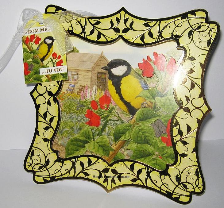 BirdsofBritain-GardenScenes-StandingFrame Card-Hunkydory..jpg