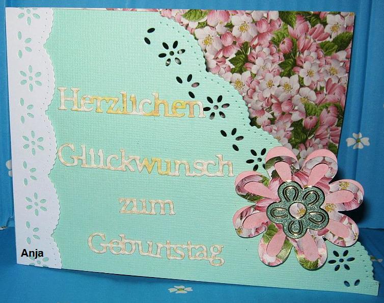 Karte zum Geburtstag Tattered Lace Spellbinders.jpg