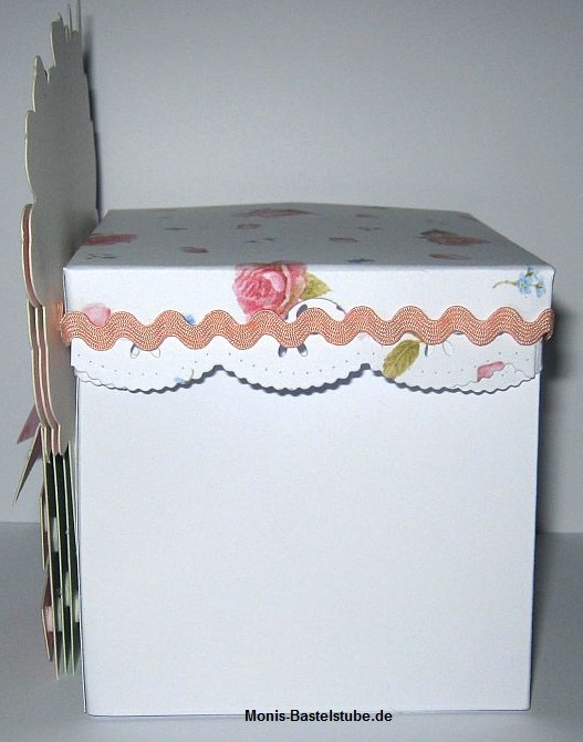 Box-Blumengruß-mit-TatteredLace-und-SqueezeeCards-2.jpg