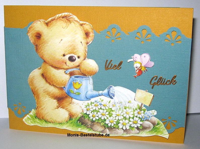 Grußkarte-Bärchen-beim-Blumen-gießen.jpg
